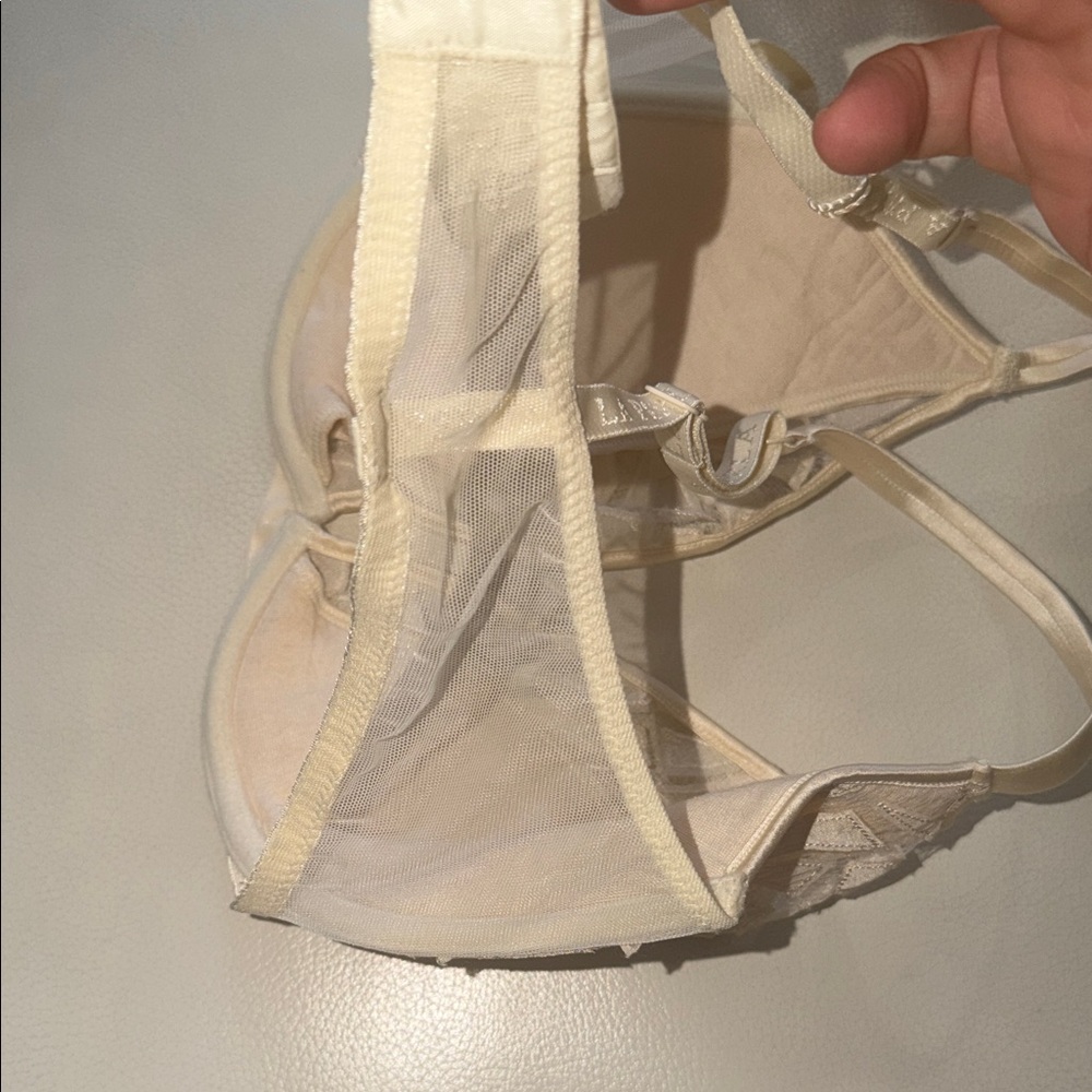 La Perla Beige Lace Bra - Picture 8 of 10